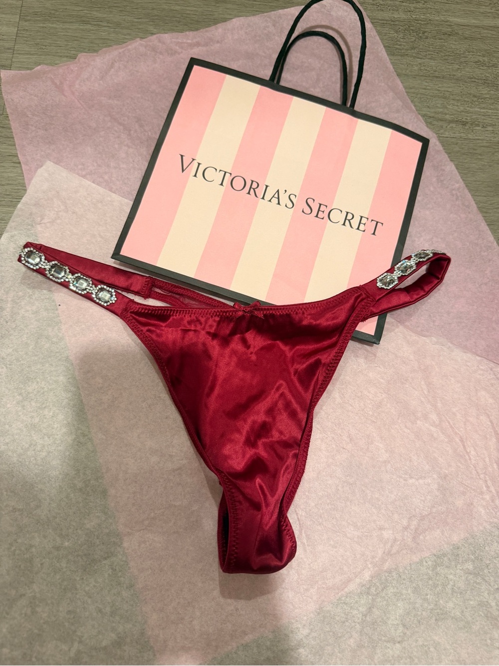 NWT Victoria's Secret S Thong PINK claret Red JEWELED silver Crystal SHINE STRAP